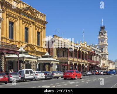 Grands bâtiments anciens dans Lydiard Street, Ballarat, Victoria, Australie, Océanie Banque D'Images