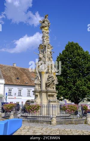 Colonne de la Sainte Trinité, place principale, Retz, Weinviertel, basse-Autriche, Autriche, Europe Banque D'Images