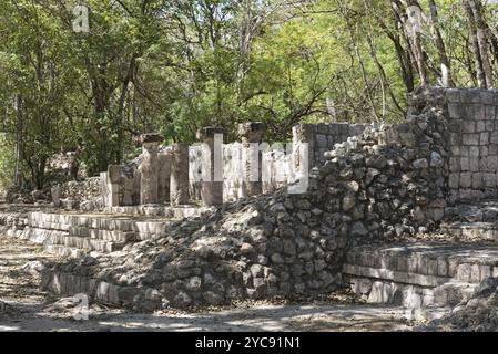 Ruines de l'ancienne ville maya de Edzna près de Campeche, Mexique Banque D'Images