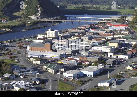 Antenne du quartier central des affaires de Greymouth, côte ouest, île du Sud, Nouvelle-Zélande, Océanie Banque D'Images