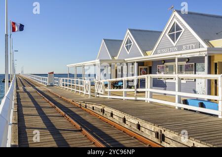 Gare de jetée et magasins, Busselton, WA, Australie, Océanie Banque D'Images