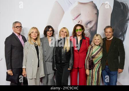 Madrid, Espagne. 21 octobre 2024. Lors de la première de ''Rita'' à Madrid, Espagne, le 21 octobre 2024, Paz Vega, Cayetana Guillen Cuervo et Eugenia Martinez de Irujo y participent. (Photo de Hazhard Espinoza Vallejos/NurPhoto) crédit : NurPhoto SRL/Alamy Live News Banque D'Images