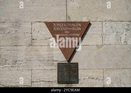 Mémorial aux victimes homosexuelles du national-socialisme, Nollendorfplatz, Schöneberg, Tempelhof-Schöneberg, Berlin, Allemagne, Denkmal den homosexuelle Banque D'Images