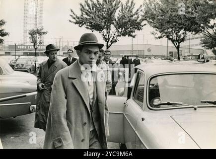 Boxeur professionnel portoricain Carlos Ortiz, Italie 1961 Banque D'Images