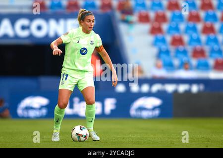 VALENCE, ESPAGNE - 20 OCTOBRE : Alexia Putellas du FC Barcelone contrôle le ballon lors du match entre Levante UD Women et FC Barcelona Women, Corr Banque D'Images