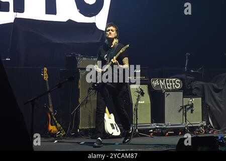 ROYAUME-UNI. 21 octobre 2024. LONDRES, ANGLETERRE - 21 OCTOBRE : Lily Hopkins de "The Meffs" jouant à Eventim Apollo le 21 octobre 2024 à Londres, Angleterre. CAP/Mar © Mar/Capital Pictures crédit : Capital Pictures/Alamy Live News Banque D'Images
