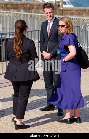 Sydney, Australie. 22 octobre 2024. Premier ministre de Nouvelle-Galles du Sud, Chris Minns arrive devant la reine Camilla et le roi Charles III à l'Opéra de Sydney le 22 octobre 2024 à Sydney, Australie crédit : IOIO IMAGES/Alamy Live News Banque D'Images