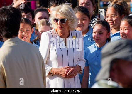 Sydney, Australie. 22 octobre 2024. La reine Camilla regarde lors de la visite de la reine Camilla et du roi Charles III à l'Opéra de Sydney le 22 octobre 2024 à Sydney, Australie crédit : IOIO IMAGES/Alamy Live News Banque D'Images