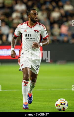 Le défenseur des tremblements de terre de San Jose Carlos Akapo (29 ans) lors d'un match de la MLS contre le LAFC, samedi 19 octobre 2024, au BMO Stadium, à Los Angeles, C. Banque D'Images