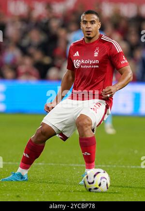 Nottingham, Royaume-Uni. 21 octobre 2024. Murillo de Nottingham Forest pendant le match de premier League au City Ground, Nottingham. Le crédit photo devrait se lire : Andrew Yates/Sportimage crédit : Sportimage Ltd/Alamy Live News Banque D'Images