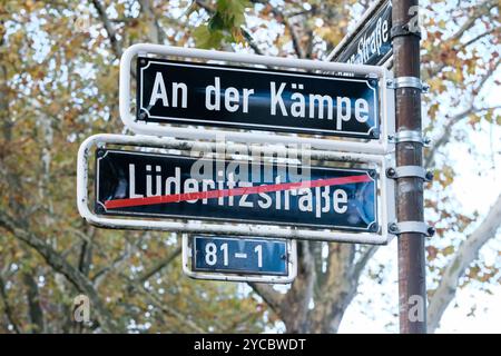 Düsseldorf 22.10.2024 Strassenumbenennung Lüderitzstrasse Lüderitzstraße umbenannt in an der Kämpe Postkolonialismus Kolonialismus Kolonialtruppen Ostafrika Deutsch-Ostafrika Tansania Dekolonialisierung Kriegsverbrechen Afrika Düsseldorf Nordrhein-Westfalen Deutschland *** Düsseldorf 22 10 2024 Street Renaming Kämpe Renamed an der Lüderitzstrasse Lüderitzstrasse postcolonialisme colonialisme Colonialisme troupes coloniales Afrique de l'est Allemagne de l'est Afrique de l'est Afrique de l'est Düsseldorf Rhénanie du Nord-Westphalie Banque D'Images