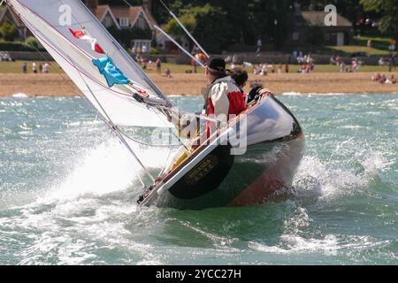 Seaview Mermaid classe yachts course dans la Cowes week 2022 régate Banque D'Images