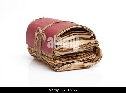 Pile de vieux papiers (lettres, registres, documents), focus sélectif Banque D'Images