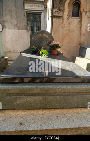 Tombe de Claude Debussy au cimetière Montmartre à Paris Banque D'Images