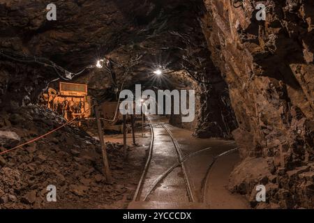 tunnel d'un site d'extraction de sel abandonné Banque D'Images