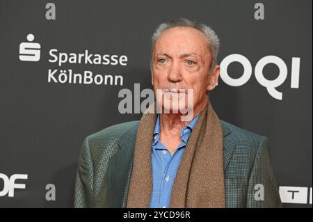 Schauspieler Udo Kier kommt zum projection des films Swan Song BEI dem film Festival Cologne 2024, FFCGN, in den Kölner Filmpalast *** L'acteur Udo Kier assiste à la projection du film Swan Song au Festival du film Cologne 2024, FFCGN, au Cologne Filmpalast Banque D'Images