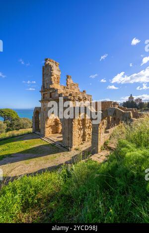 Ruines gréco-romaines, zone archéologique de ​​Tindari, Tindari, Patti, Messine, Sicile, Italie Banque D'Images