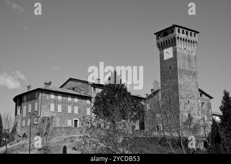 Le château médiéval de Levizzano, circuit des châteaux Emiliens, province de Modène, emilie romagne, italie Banque D'Images