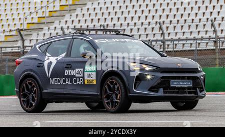 Hockenheim, Allemagne. 19 octobre 2024. Voiture médicale, 19.10.2024, Hockenheim (Allemagne), Motorsport, DTM, finale Hockenheimring 2024 crédit : dpa/Alamy Live News Banque D'Images