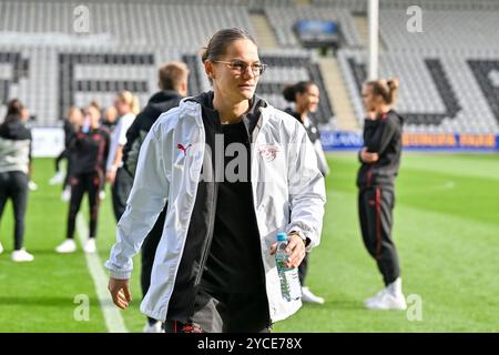 Freiburg, Deutschland. 20 octobre 2024. Giovanna Hoffmann (RB Leipzig, #07) GER, SC Freiburg - RB Leipzig, Frauen-Fussball, Google Pixel Frauen-Bundesliga, 7. Spieltag, saison 2024/2025, 20.10.2024 LA RÉGLEMENTATION DFB INTERDIT TOUTE UTILISATION DE PHOTOGRAPHIES COMME SÉQUENCES D'IMAGES ET/OU QUASI-VIDÉO Foto : Eibner-Pressefoto/Thomas Hess Credit : dpa/Alamy Live News Banque D'Images