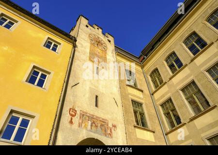 Ursuline Gate, vieille ville, Brunico, Val Pusteria, Tyrol du Sud, Italie, Europe Banque D'Images