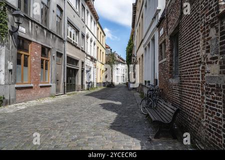 Gand, Belgique, 31 juillet 2016 : rue vide dans le centre historique de Gand, Europe Banque D'Images