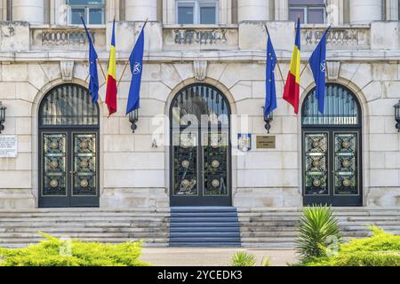 Entrée au Ministère de l'intérieur à Bucarest, Roumanie. Le bâtiment du ministère de l'intérieur à Bucarest, Roumanie, Europe Banque D'Images