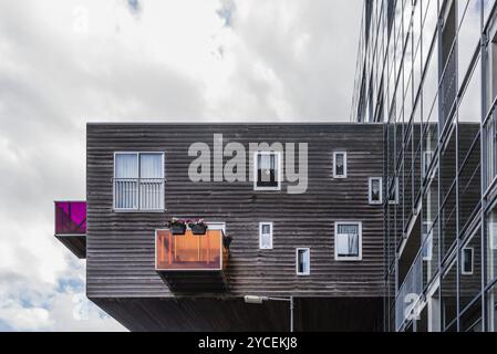 Amsterdam, pays-Bas, 08 août 2016 : WoZoCo est un projet de MVRDV Architects visant à fournir 100 logements d'une chambre pour les personnes âgées à Amsterdam. Le b Banque D'Images