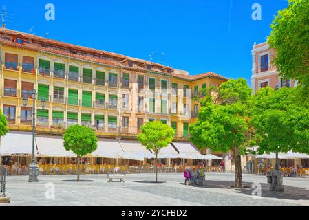 Segovia, Espagne - Juin 07, 2017 : Paysage de l'Hôtel de ville de Ségovie sur la place principale (Plaza Major). En 1985, la vieille ville de Ségovie et son aqueduc wer Banque D'Images