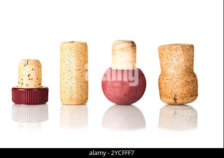 Ensemble de wine corks isolé sur fond blanc Banque D'Images