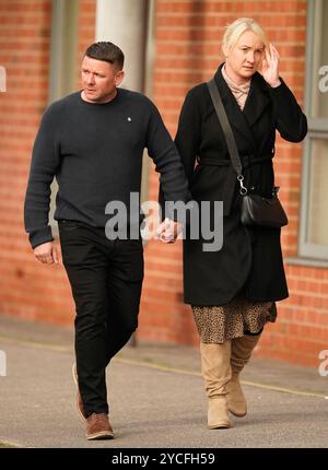 Peter Spooner, le père de Brianna Ghey, âgée de 16 ans, arrive au tribunal du coroner à Warrington pour l'enquête sur sa fille. Date de la photo : mercredi 23 octobre 2024. Banque D'Images