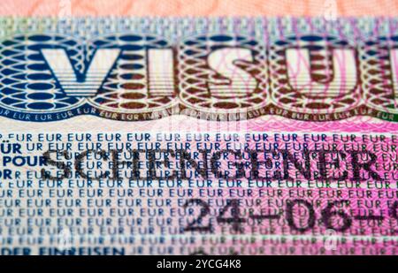 Visa Schengen dans le passeport Banque D'Images