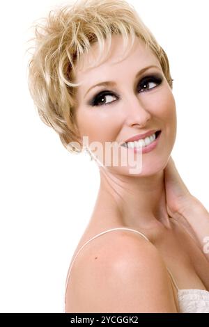 Visage souriant d'une jeune femme Banque D'Images