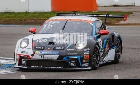 Hockenheim, Allemagne. 20 octobre 2024. Janne Stiak (GER), 20.10.2024, Hockenheim (Deutschland), Motorsport, Porsche Carrera Cup Deutschland, Hockenheimring 2024 crédit : dpa/Alamy Live News Banque D'Images