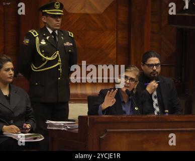 PROCÈS POLITIQUE MINISTRA PALENCIA Quito, mercredi 23 octobre 2024 la Ministre Monica Palencia, en plénière de l'Assemblée nationale, dans son procès politique, soulevée par les membres de l'Assemblée Paola Cabezas et Leonardo Berrezueta, de Revolucion Ciudadana au Palais législatif photos API Rolando Enriquez Quito Pichincha Équateur POL PROCÈS POLITIQUE MINISTRE PALENCIA 3f6b79260fadd303d63c43e539af78e8 Copyright : xENZRIX Banque D'Images