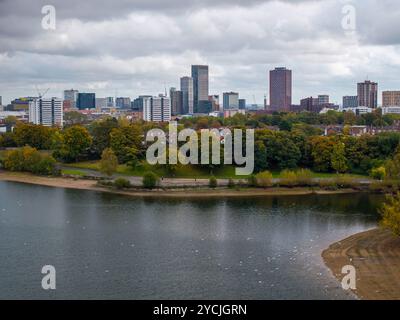 Image aérienne de Birmingham depuis le point de vue du réservoir Edgbaston. Banque D'Images