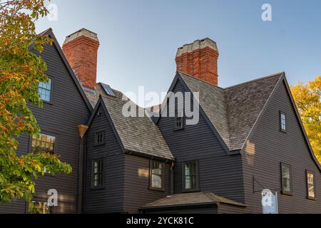 Salem, ma, États-Unis-21 octobre 2024 : la Maison des sept pignons pendant l'événement annuel Halloween Haunted Happenings en octobre. Banque D'Images