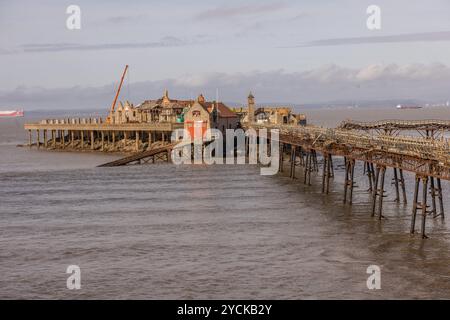 Octobre 2024 - L'ancienne station de bateau de sauvetage sur la jetée Birnbeck à Weston super Mare. Banque D'Images