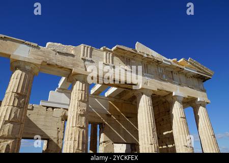 Athènes, Grèce, 18 octobre 2024. Les vieux murs des ruines de l'Acropole dans la ville grecque d'Athènes Banque D'Images