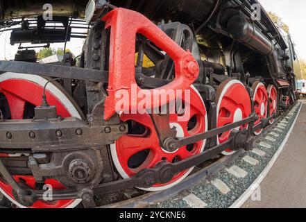 Vieille locomotive à vapeur et des bielles de roue moteur détails Banque D'Images