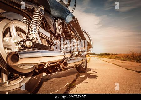 Fille motard sur une moto Banque D'Images