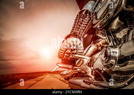 Fille motard sur une moto Banque D'Images