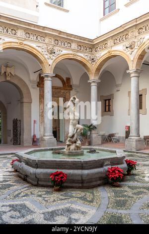 Musée archéologique régional Antonio Salinas, Palerme, Sicile, Italie Banque D'Images