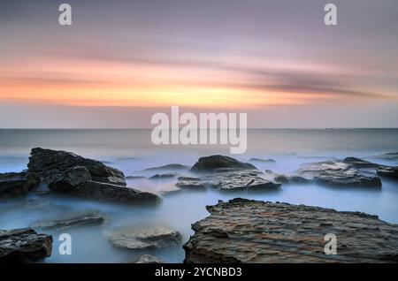 Coogee Beach Sydney Sunrise Seascape Banque D'Images