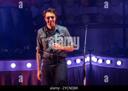 Londres, Royaume-Uni. 23 octobre 2024. Les vaccins se produisent devant une foule à guichets fermés au Roundhouse, dans leur ville natale de Londres. Cristina Massei/Alamy Live News Banque D'Images