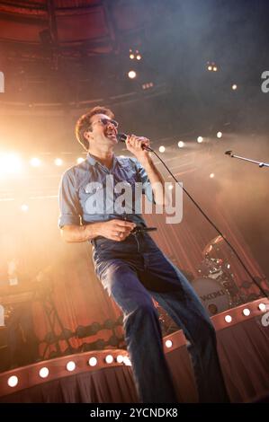 Londres, Royaume-Uni. 23 octobre 2024. Les vaccins se produisent devant une foule à guichets fermés au Roundhouse, dans leur ville natale de Londres. Cristina Massei/Alamy Live News Banque D'Images