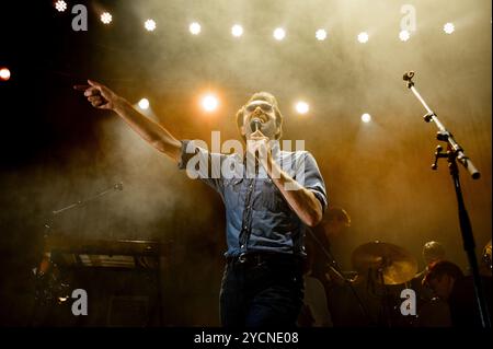 Londres, Royaume-Uni. 23 octobre 2024. Les vaccins se produisent devant une foule à guichets fermés au Roundhouse, dans leur ville natale de Londres. Cristina Massei/Alamy Live News Banque D'Images