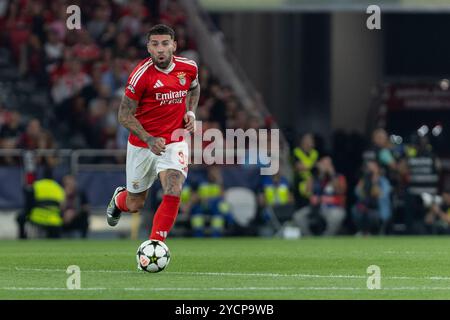 23 octobre 2024. Lisbonne, Portugal. Le défenseur argentin de Benfica Nicolas Otamendi (30) en action lors de la phase de groupes pour l'UEFA Champions League, Benfica vs Feyenoord crédit : Alexandre de Sousa/Alamy Live News Banque D'Images