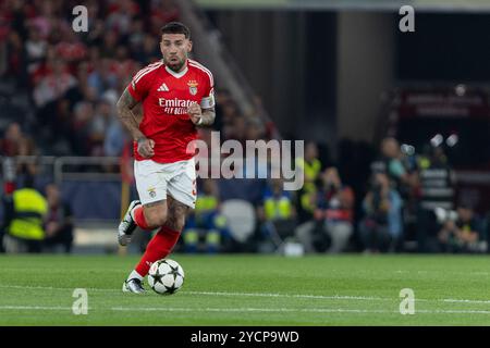 23 octobre 2024. Lisbonne, Portugal. Le défenseur argentin de Benfica Nicolas Otamendi (30) en action lors de la phase de groupes pour l'UEFA Champions League, Benfica vs Feyenoord crédit : Alexandre de Sousa/Alamy Live News Banque D'Images