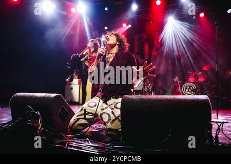 Milan, Barns Courtney se produit en concert lors du Grand Union Tour à fabrique. Sur la photo : Barns Courtney Banque D'Images